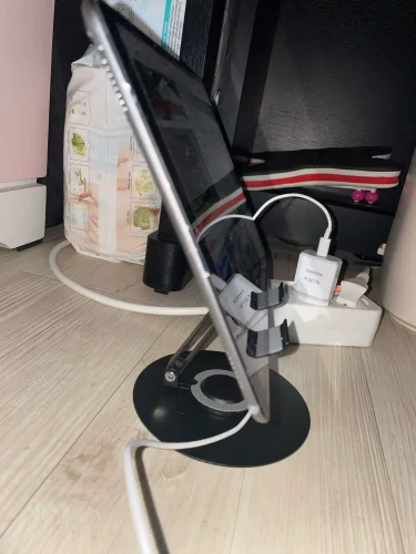 OrbitStand™ – 360° Rotating Aluminum Phone Holder. photo review