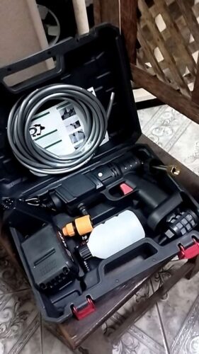 HydroPower™ - Revolutionary Cordless Pressure Washer photo review