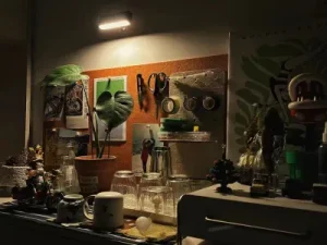 360° Magnetic Rotating Wood Lamp photo review